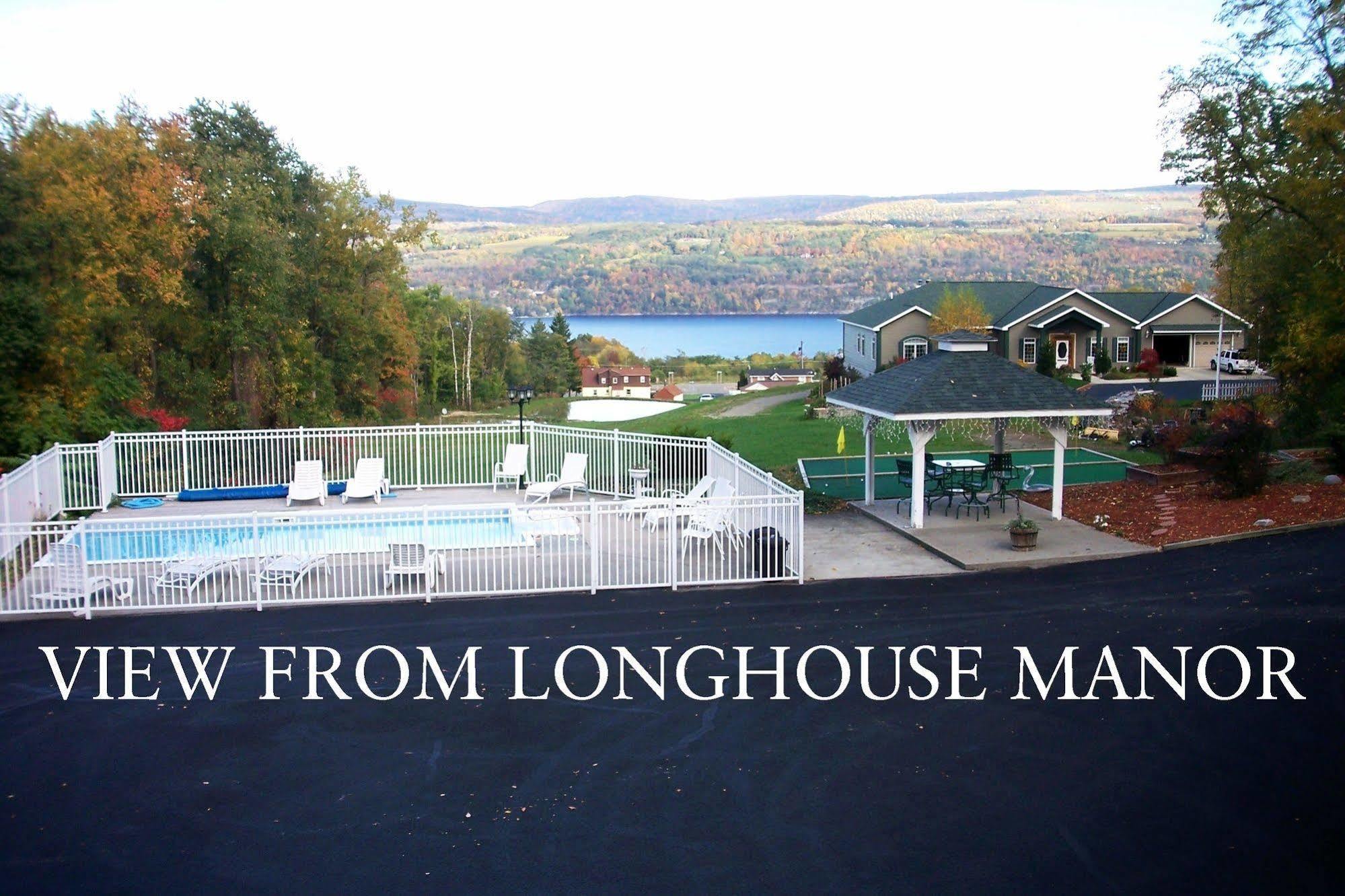 Longhouse Manor B&B วัตกินส์เกลน ภายนอก รูปภาพ